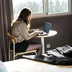 מלון Ibis Porte D'angleterre 3*