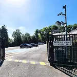 Ibis Porte D'angleterre מלון קאין