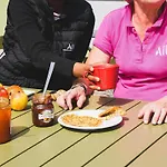 Ibis Porte D'angleterre מלון