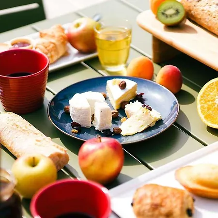 Ibis Porte D'angleterre 3*