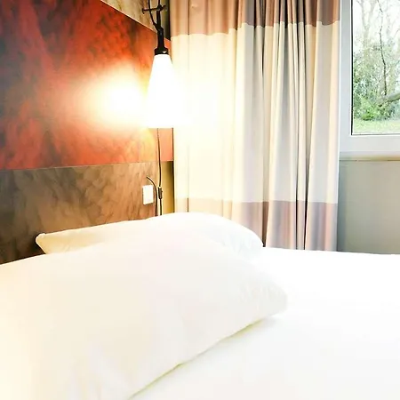 Ibis Porte D'angleterre 3* Caen