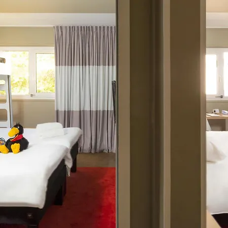 Ibis Porte D'angleterre 3* カーン