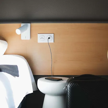 Ibis Porte D'angleterre 3* Caen