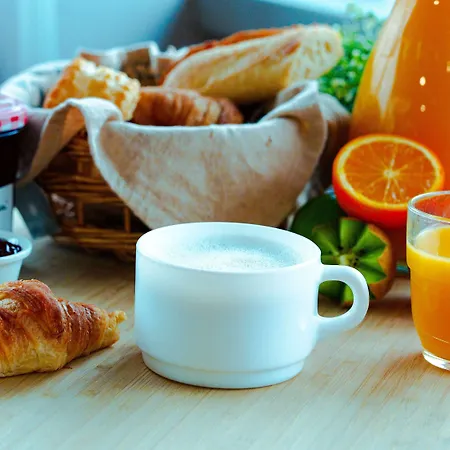 Hotel Ibis Porte D'angleterre