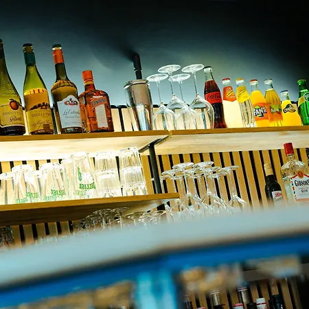 Ibis Porte D'angleterre 3*