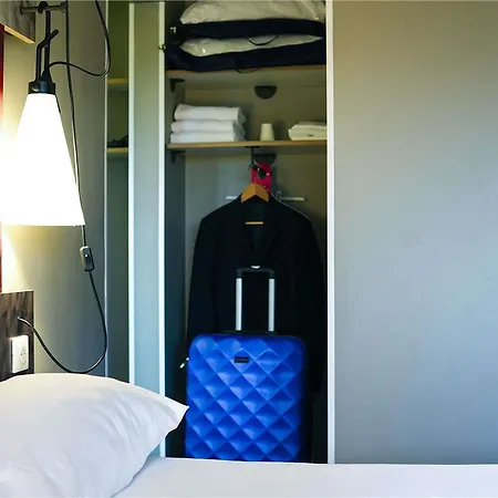 Ibis Porte D'angleterre 3* Caen