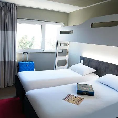 Ibis Porte D'angleterre 3*