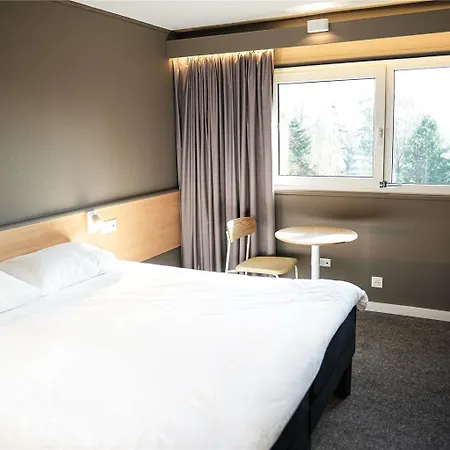 ホテル Ibis Porte D'angleterre