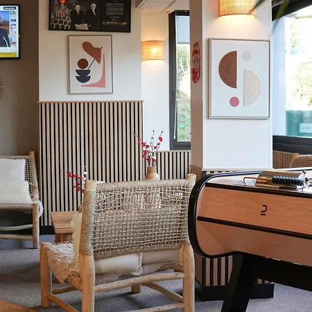 Ibis Porte D'angleterre 호텔 캉