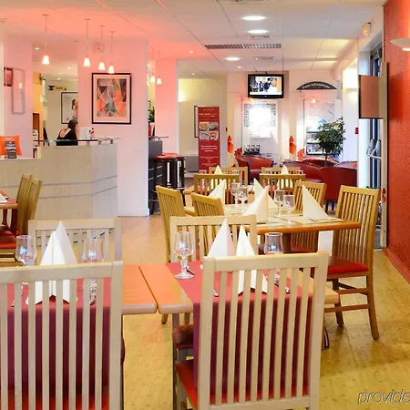 Ibis Porte D'angleterre 3*