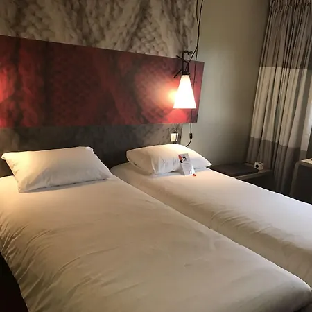 Ibis Caen Porte D'angleterre Hotell 3*