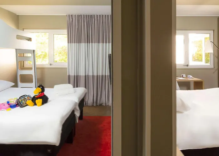 Ibis Porte D'angleterre 3* Caen