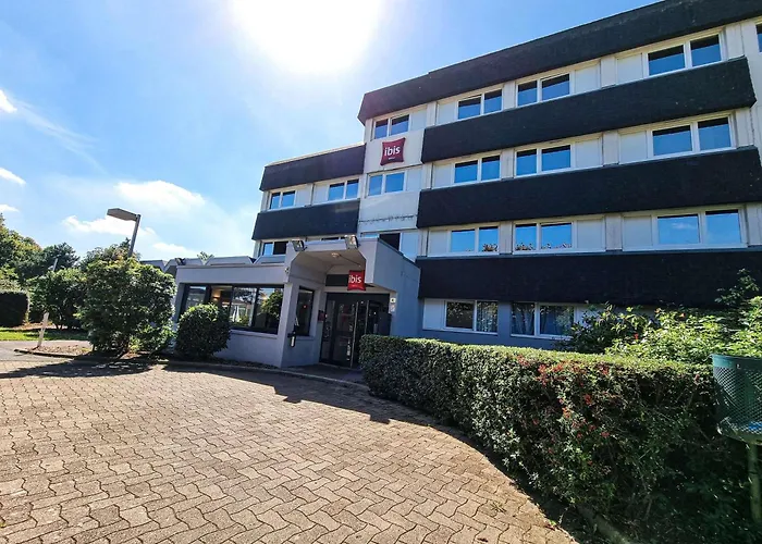 Ibis Porte D'angleterre 3*