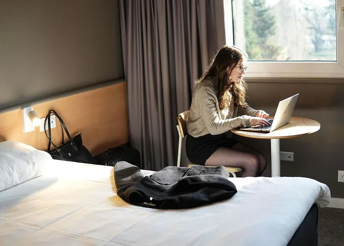 Ibis Porte D’angleterre Caen