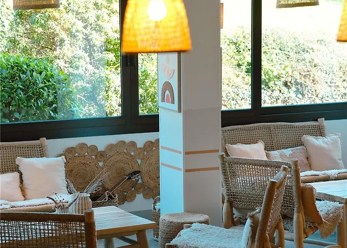 Ibis Porte D'angleterre 3*